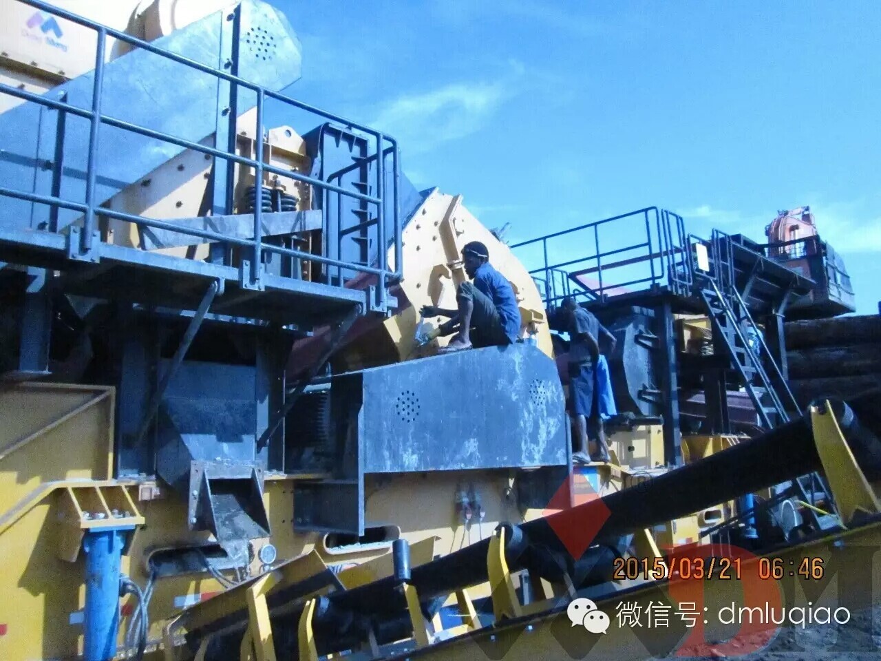 上海東蒙路橋機(jī)械有限公司-巴布亞新幾內(nèi)亞移動(dòng)破碎機(jī)